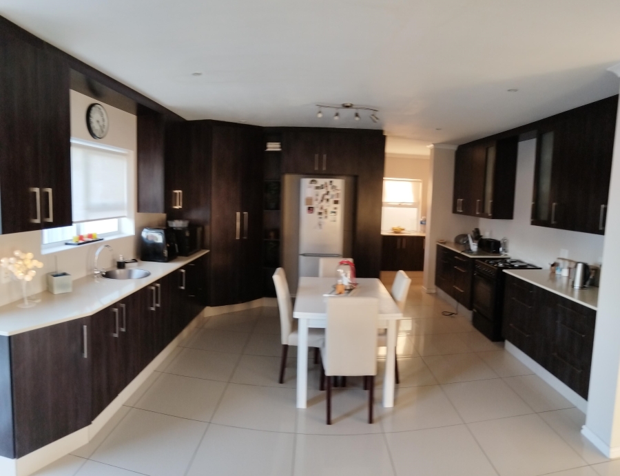 3 Bedroom Property for Sale in Windsor Park Eastern Cape